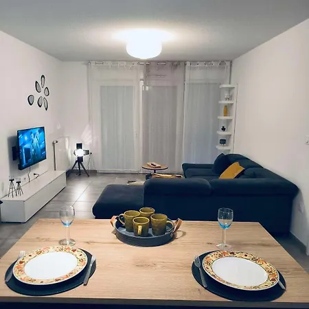 Apartman Cosy T3 Proche Meett, Tram Et Aeroport *