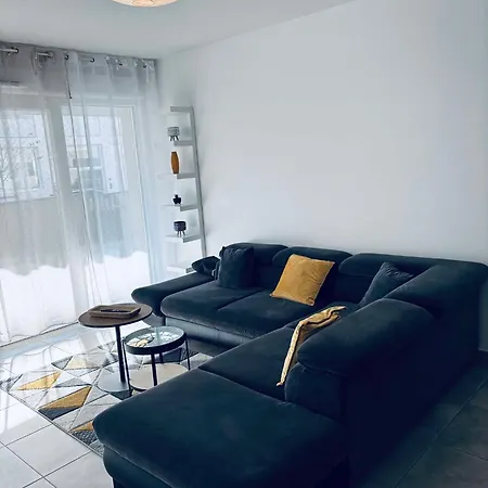 Cosy T3 Proche Meett, Tram Et Aeroport Apartman *